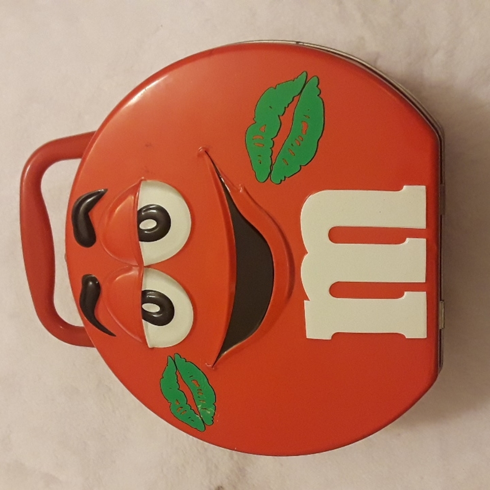 M&M Galleria Collectible 2003 Red Valentine Container
